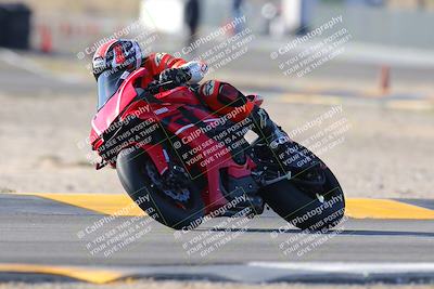 media/Dec-18-2022-SoCal Trackdays (Sun) [[8099a50955]]/Turn 2 (950am)/